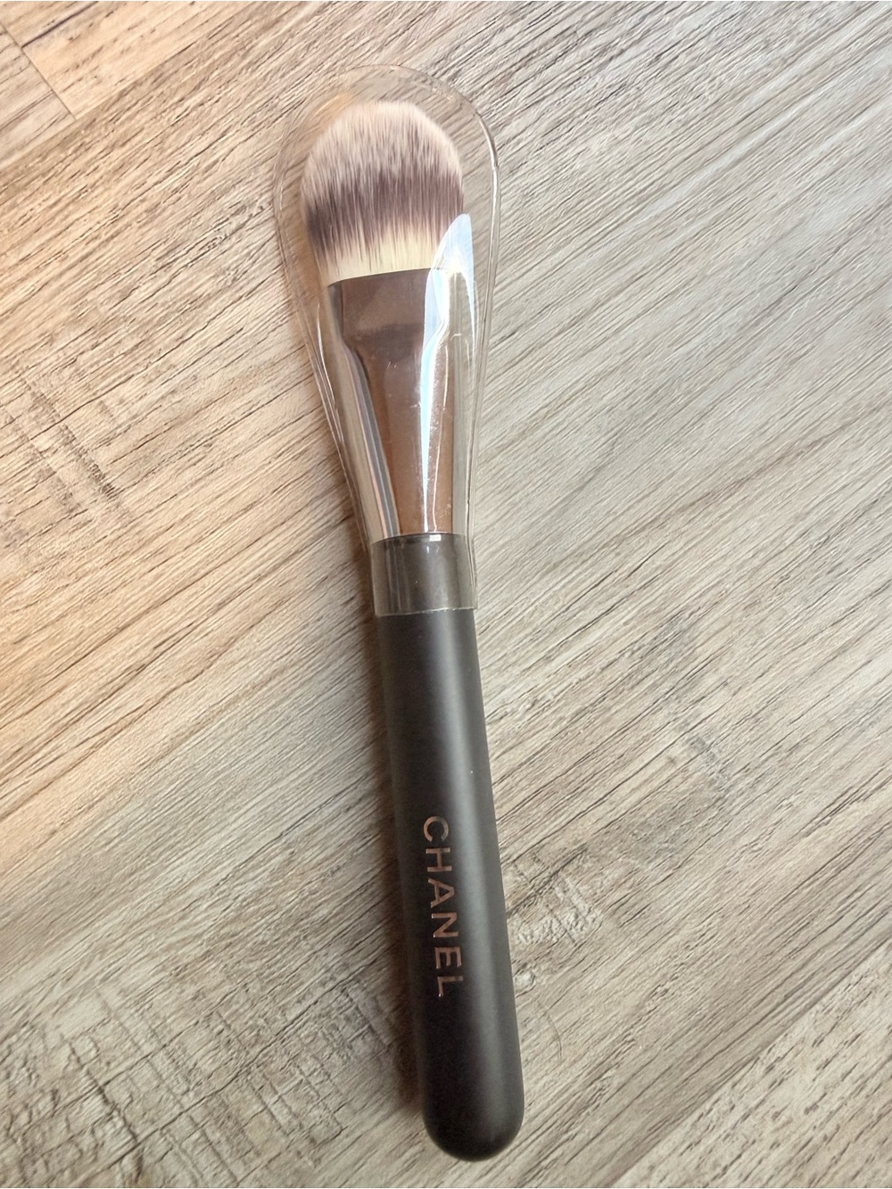 CHANEL Les Pinceaux de Chanel Foundation Brush #6